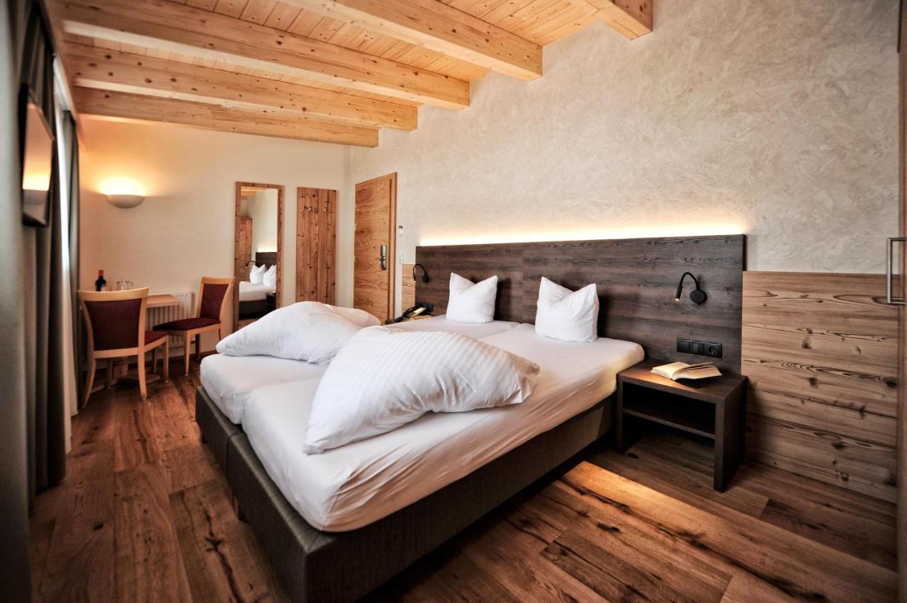 Hotel Garni Lamm Nauders Exterior photo
